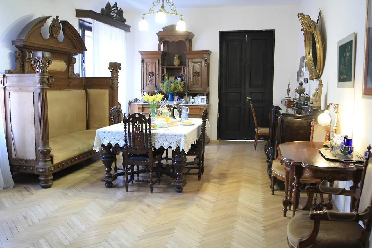 Guest house Home 12 Tbilisi
