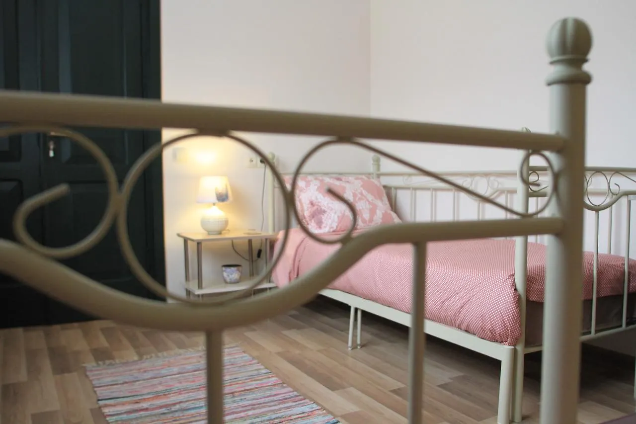 Home 12 Tbilisi Guest house
