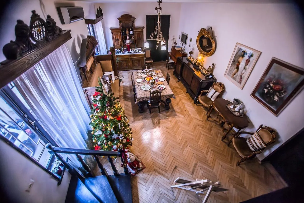 Home 12 Tbilisi Guest house